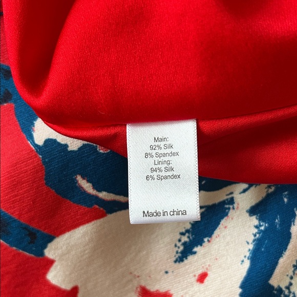 St. John Collection Floral Midi Dress in Red and Blue size 4 - Picture 13 of 13